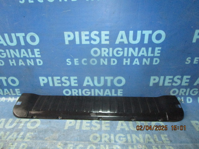 Ornament portbagaj BMW E70 X5 2008; 7149638 (oblon)
