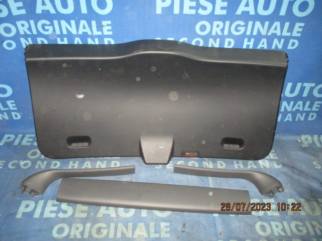 Ornament portbagaj BMW E83 X3 2004; 3330858