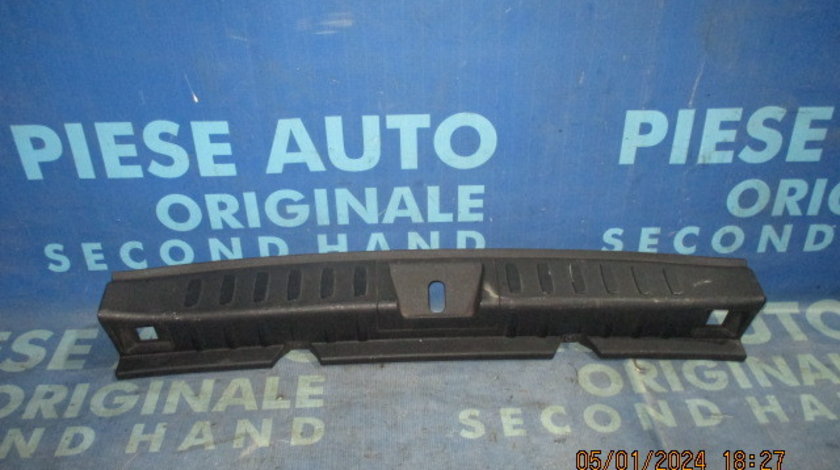 Ornament portbagaj BMW E84 X1 2012; 2990736