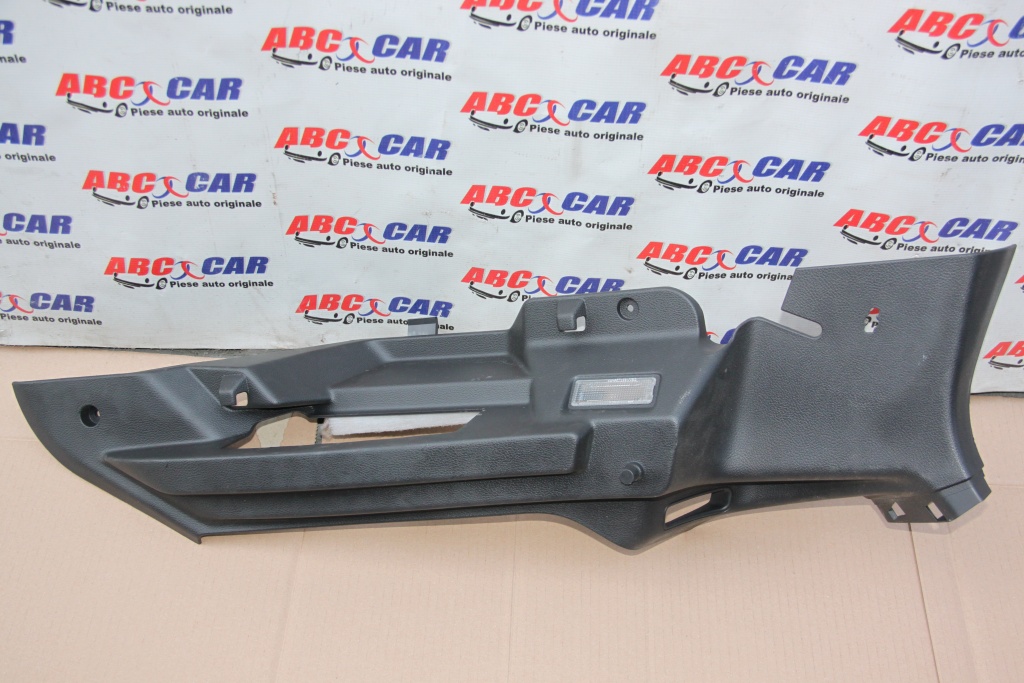 Ornament portbagaj dreapta Ford Focus 3 hatchback model 2012 cod: BM51-A46808-A