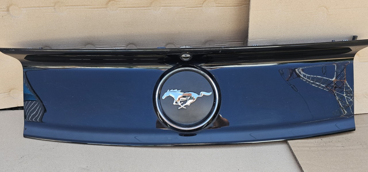 Ornament portbagaj Ford Mustang VI GT 2018 2019 2020