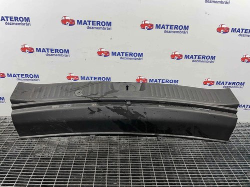 ORNAMENT PORTBAGAJ KIA SORENTO 2.2 CRDI - (2009 2012)