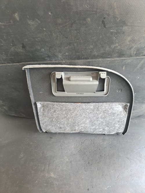 Ornament portbagaj stanga Audi A4 B8 - COD 8k9863989