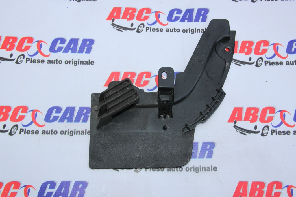 Ornament portbagaj stanga VW Passat B7 Variant Alltrack cod: 3AA854855A model 2012