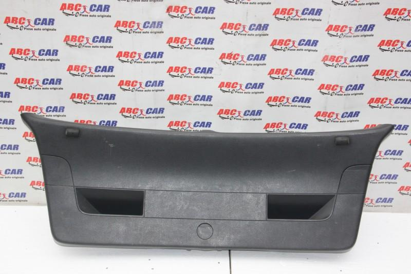 Ornament portbagaj Volkswagen Golf 5 2004-2009 1K6867601C