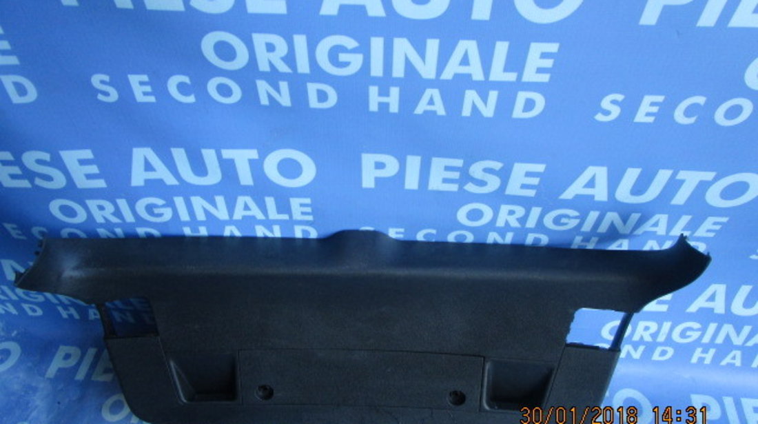 Ornament portbagaj VW Passat B6;  3C9867605D (hayon)