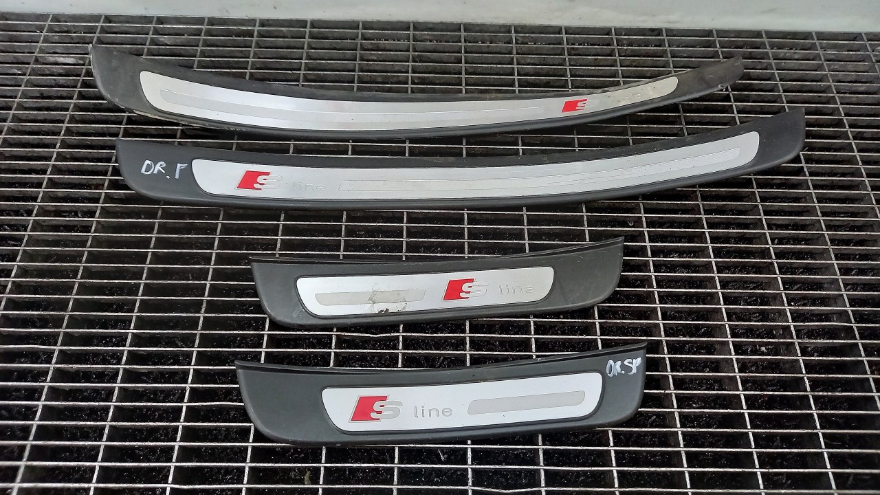 ORNAMENT PRAG AUDI A5 A5 - - (2007 2011)