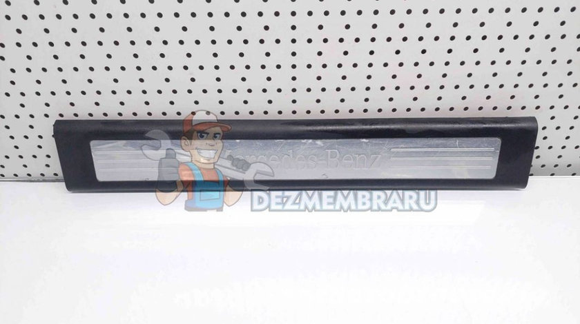 Ornament prag dreapta fata Mercedes Clasa ML (W164) [Fabr 2005-2012] A1646803435