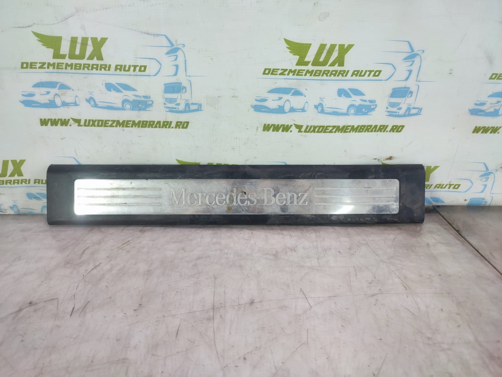 Ornament prag fata A1646803335dc Mercedes-Benz ML W163 [1997 - 2001]