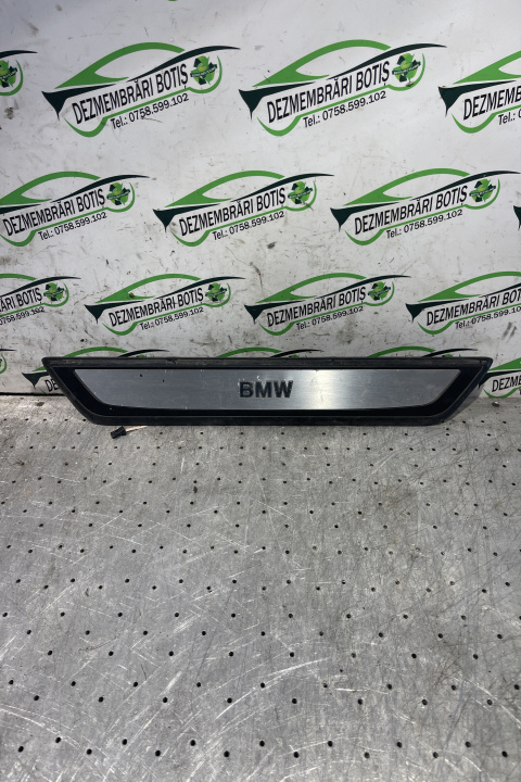 Ornament prag fata dreapta 51.47-7 181 011 BMW Seria 7 F01/F02 [2008 - 2012] Sedan 730d AT (245 hp)