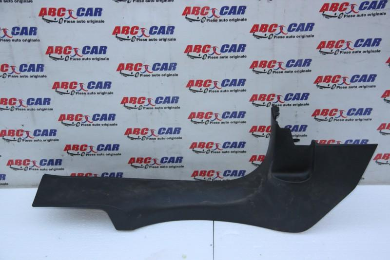 Ornament prag interior dreapta Opel Zafira C facelift 2016-2019 13264854