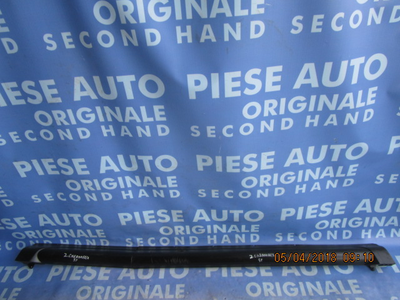 Ornament prag Jeep Cherokee ; 5JH95500AF (exterior)