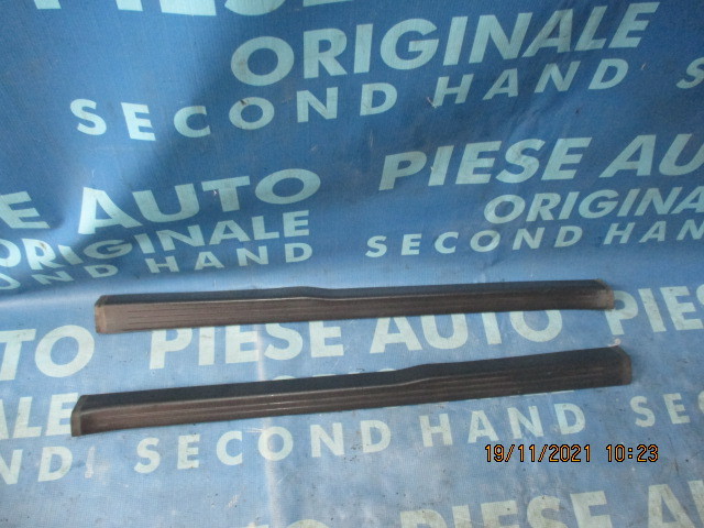 Ornament prag Mercedes C220 CL203;  A2036861936 (interior)