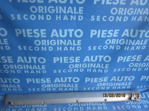 Ornament prag Mercedes M400 W163 (ureche de prindere rupta)