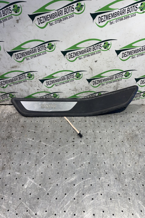 Ornament prag spate stanga 51.47-8 046 289 BMW Seria 7 F01/F02 [2008 - 2012] Sedan 730d AT (245 hp)
