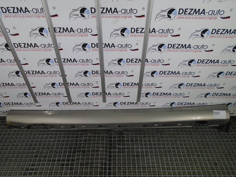 Ornament prag stanga A2036900740, Mercedes Clasa C (W203) (id:298898)