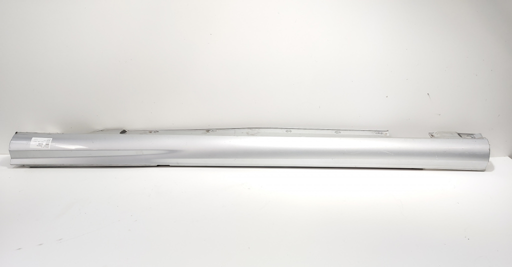 Ornament prag stanga, cod A2046981354, Mercedes Clasa C (W204) facelift (id:701202)