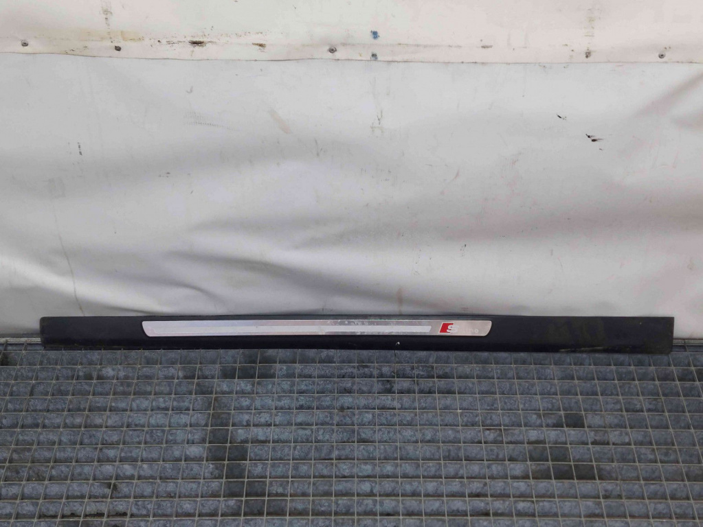 Ornament prag stanga fata Audi A6 Avant (4F5, C6) [Fabr 2005-2010] 4F0853373K
