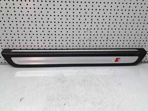 Ornament prag stanga fata Audi Q5 (8RB) Facelift Facelift [ Fabr 2008-2016] 8R0853373C
