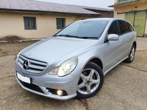 Ornament prag stanga Mercedes R Class W251 AMG
