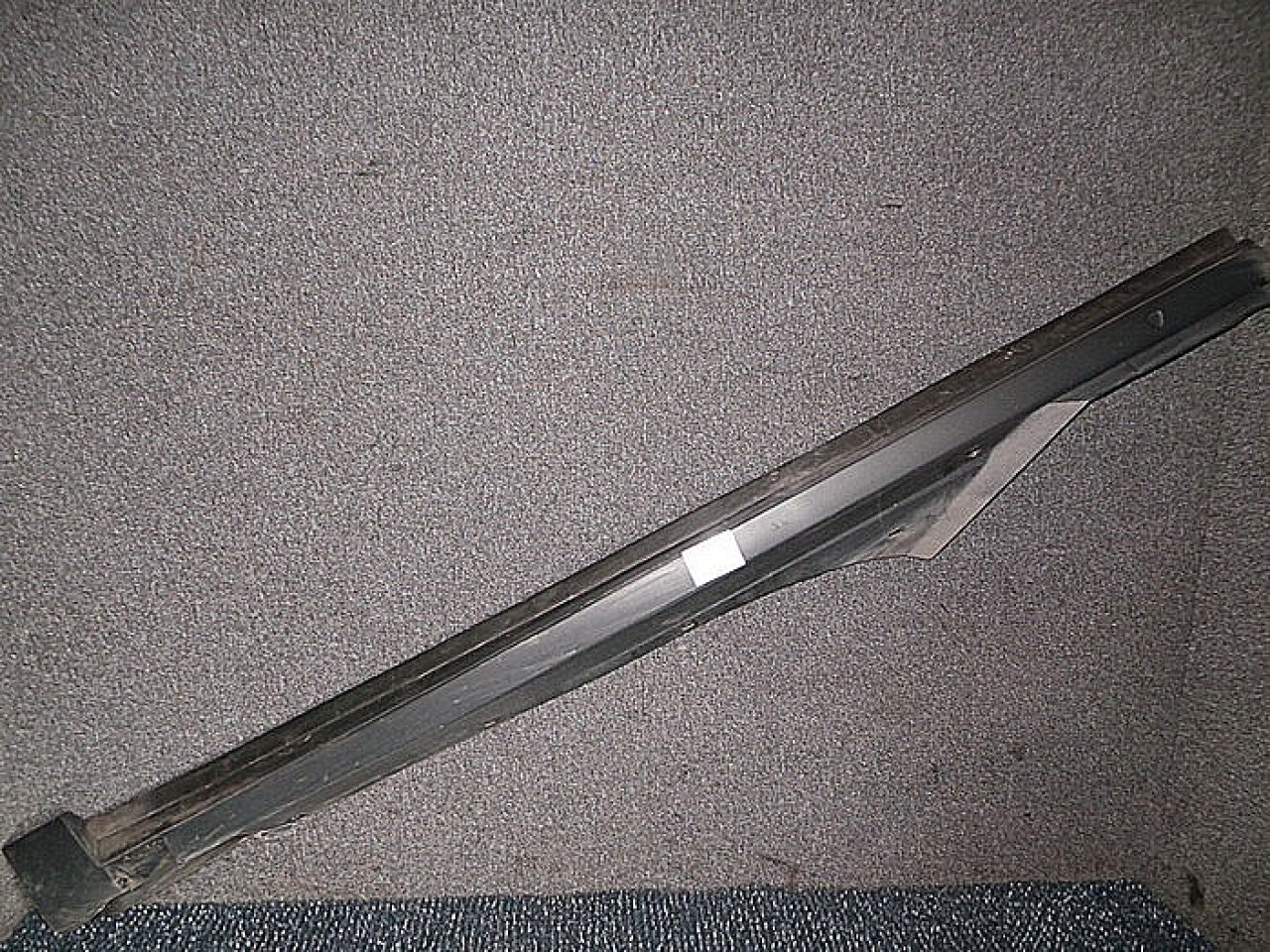 ORNAMENT PRAG STANGA VW PASSAT PASSAT - - (2000 2004)