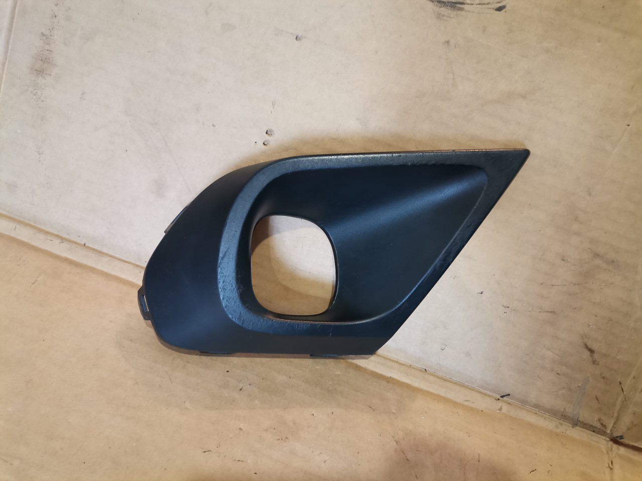 Ornament proiector dreapta Dacia Duster 2 ll (2018-2020) cod 2024634X