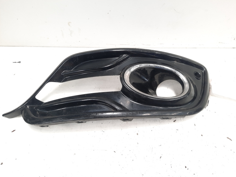 Ornament proiector stanga cromat cu loc de senzor. Renault Megane 3 Combi (id:606202)