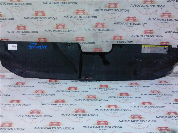 Ornament radiatoare AUDI A4 B8 2.0 TDI an fabr. 2011