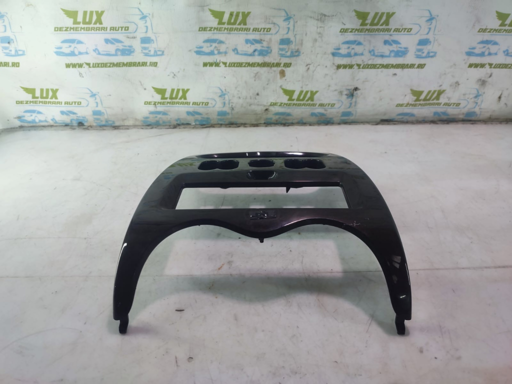 Ornament rama bord 682603302R Dacia Duster [2010 - 2013] 1.5 dci K9K898