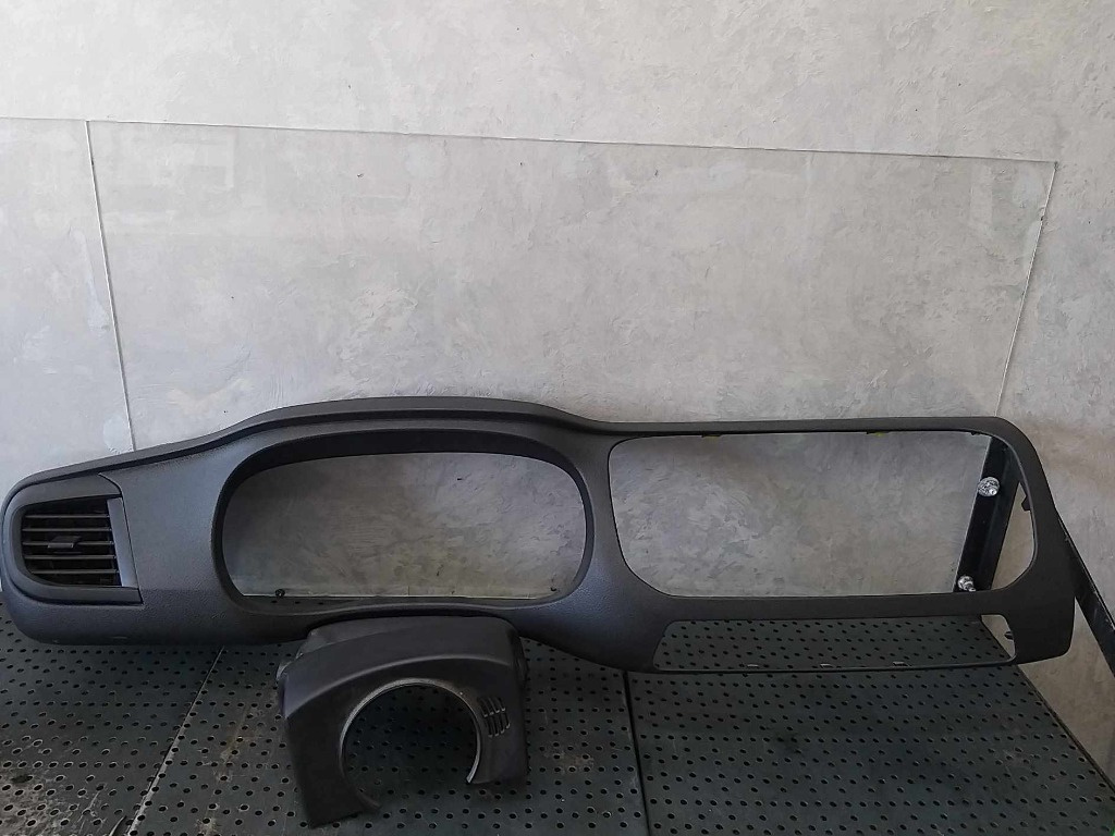 Ornament rama bord opel vivaro c 980836467702 981243447702