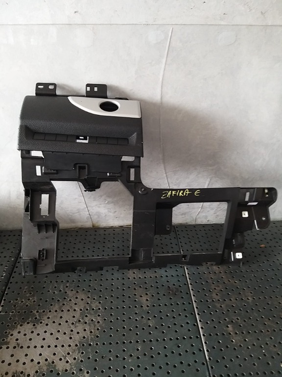 Ornament rama bord opel zafira e life 9808169277 9808215677