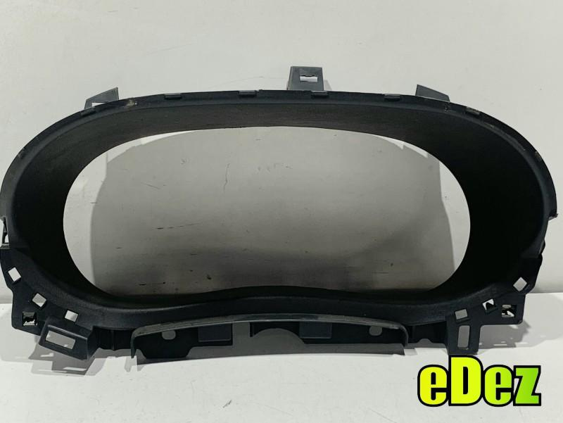 Ornament / rama ceasuri bord Dacia Duster (2010-2013) 681012166R