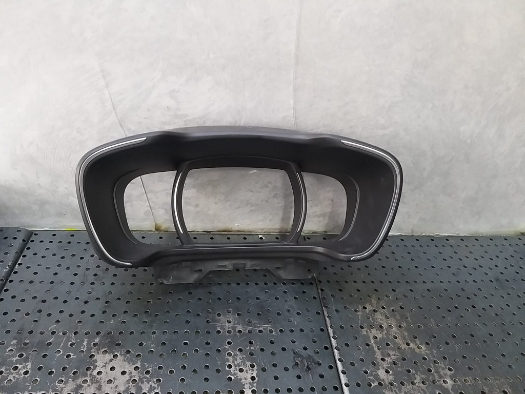 Ornament rama ceasuri bord renault kadjar ha hl 682500431r 682507506r