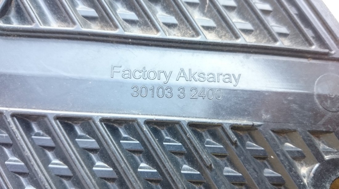 Ornament scara bara fata Mercedes Actros MP4 cod A9608850311