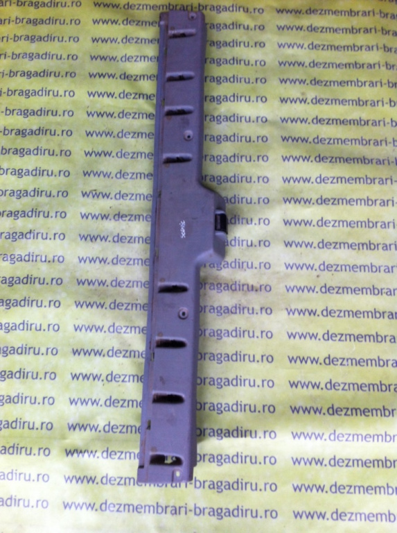 Ornament scaune spate Renault Scenic [facelift] [1999 - 2003] RX4 minivan 5-usi 2.0 16v MT 4WD (139 hp) I (JA0/1_) RX4