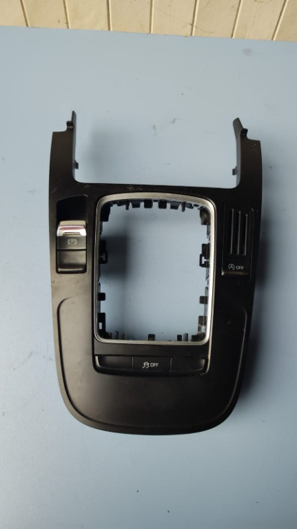 Ornament schimbator Audi A4 B8 2.0 Tdi CJC 2011 Cod : 8K0864261