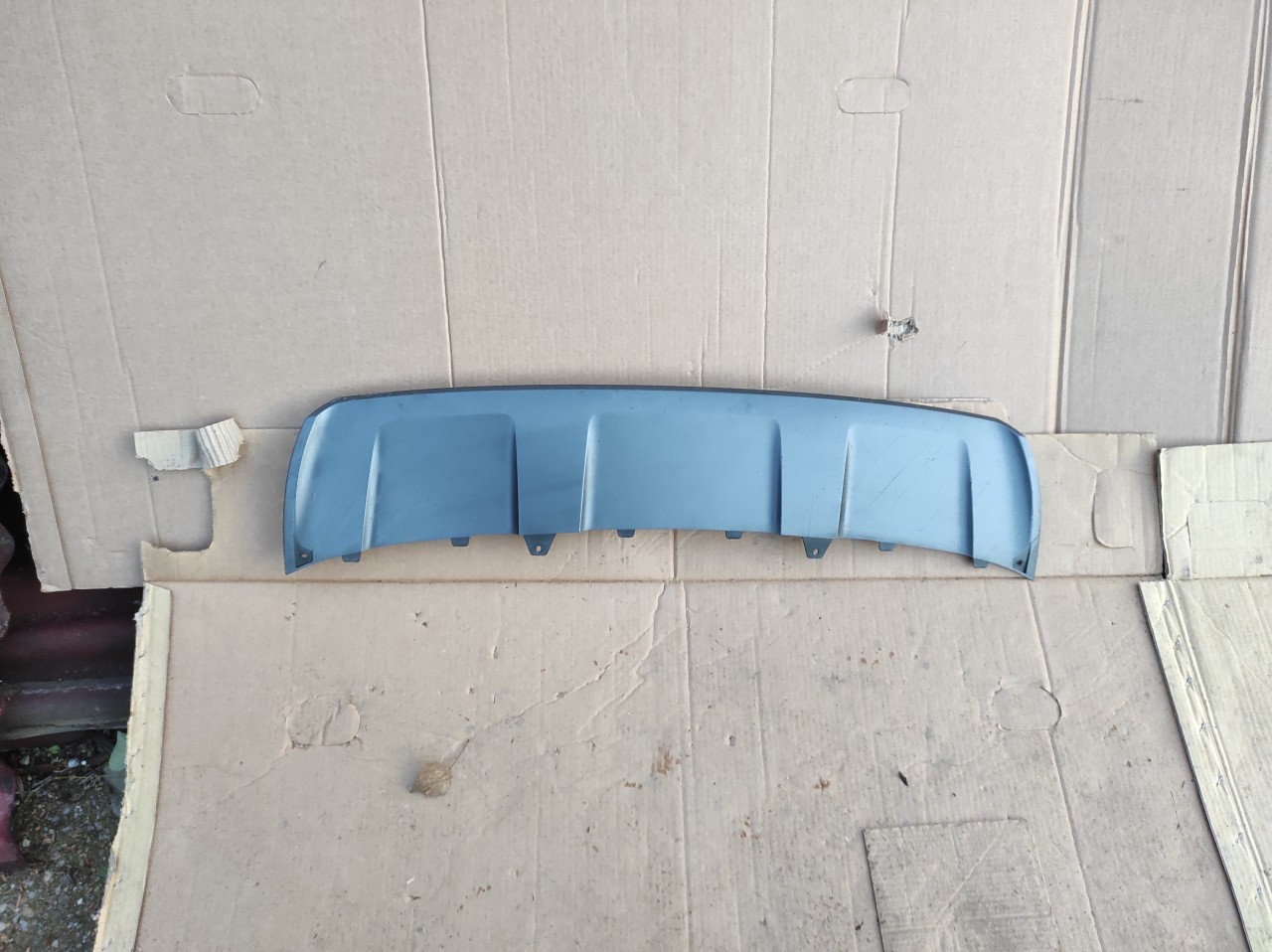 Ornament scut bara fata Audi Q3 (2015-2018) cod 8U0807733B