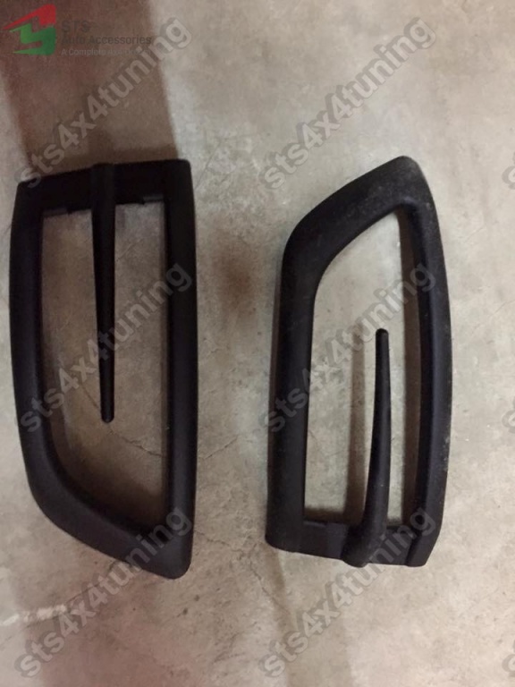 ORNAMENT SEMNALIZARE OGLINZI FORD RANGER T6/MC 2012-2018 MB