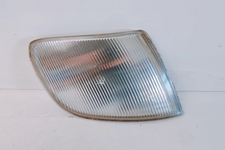 Ornament / Semnalizator dreapta 3A0941068 Volkswagen VW Passat B4 [1993 - 1997]