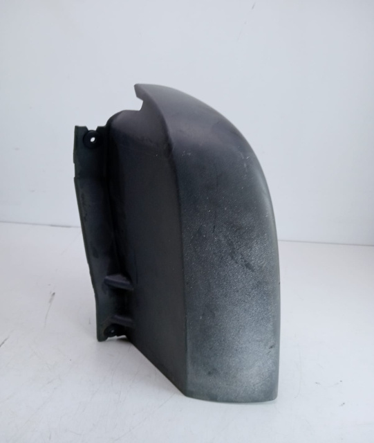 Ornament spate dreapta 8200048866 Opel Vivaro