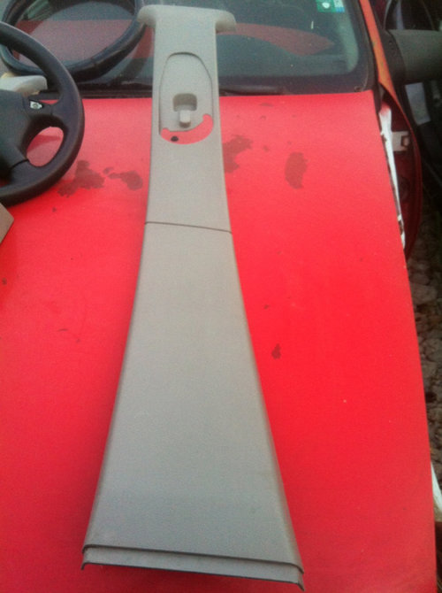 Ornament stalp dr Land Rover Freelander [1998 - 2006] Crossover 5-usi 2.0 DI MT (98 hp) (LN)