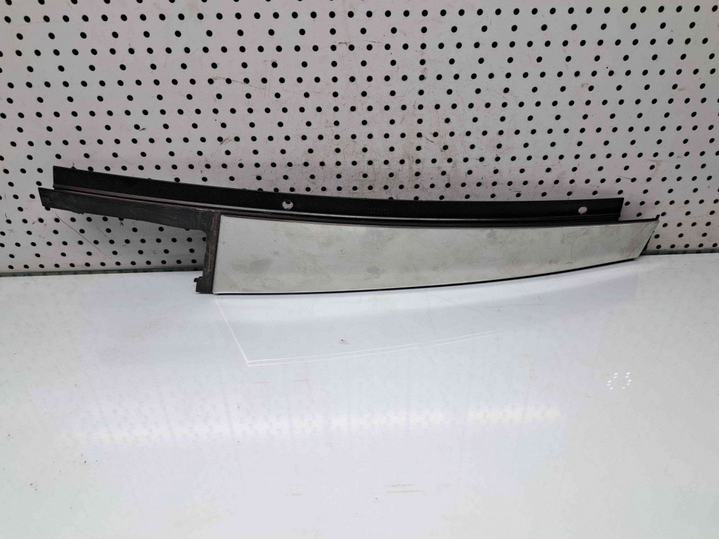 Ornament stalp dreapta Bmw 5 (F10) [Fabr 2011-2016] 7182294