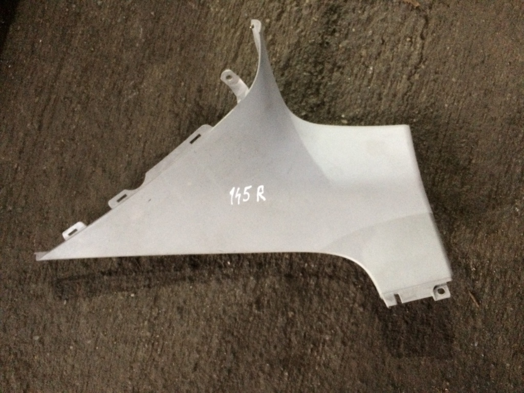 Ornament stalp dreapta spate Skoda Octavia 2 [2004 - 2008] Liftback 5-usi 2.0 TDI MT (140 hp) 1Z3
