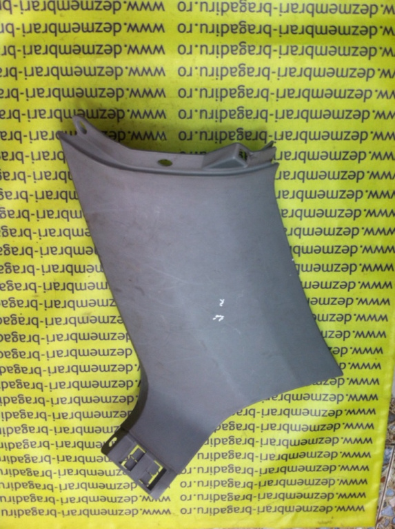Ornament stalp portbagaj dreapta Opel Vectra C [facelift] [2005 - 2009] wagon 5-usi 1.9 CDTi MT (150 hp)