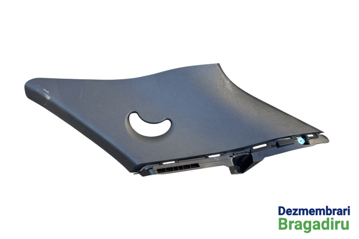 Ornament stalp spate dreapta Hyundai i20 2 (GB) [2014 - 2020] Hatchback - 5 usi 1.2 MT (84 hp) Cod motor: G4LA-6