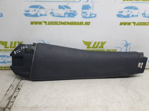 Ornament stalp stanga 09114799 Opel Corsa C [2000 - 2003] 1.2 benzina Z12XE