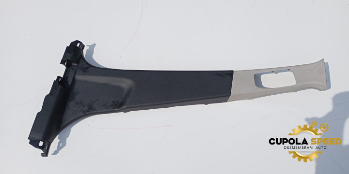 Ornament stalp stanga 769165836R Renault Kadjar [2015 - 2018]