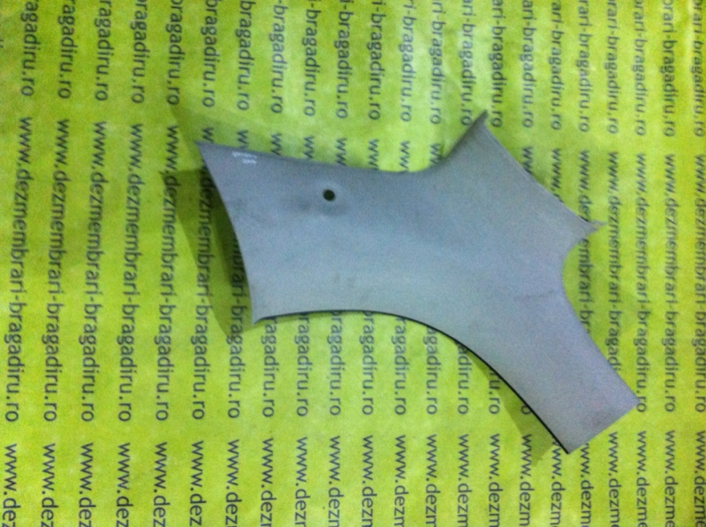 Ornament stalp stanga spate Opel Zafira A [facelift] [2003 - 2005] Minivan 5-usi 1.6 MT (101 hp) (F75_)