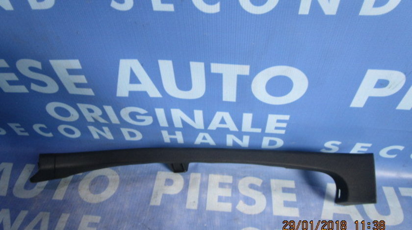 Ornament stalpi VW Passat B6 ; 3C9867765