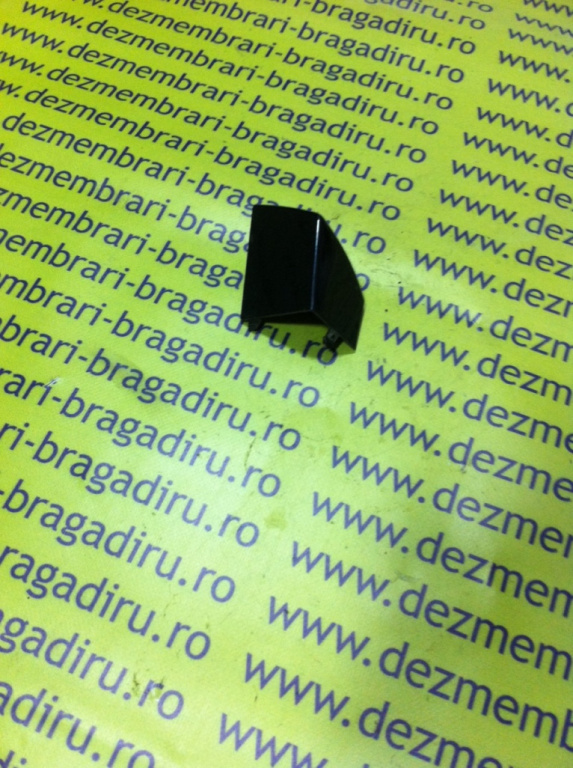 Ornament stanga pe aripa spate Renault Scenic [facelift] [1999 - 2003] RX4 minivan 5-usi 2.0 16v MT 4WD (139 hp) I (JA0/1_) RX4